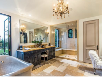 Malibu Luxury Gated Estate Vacation Home